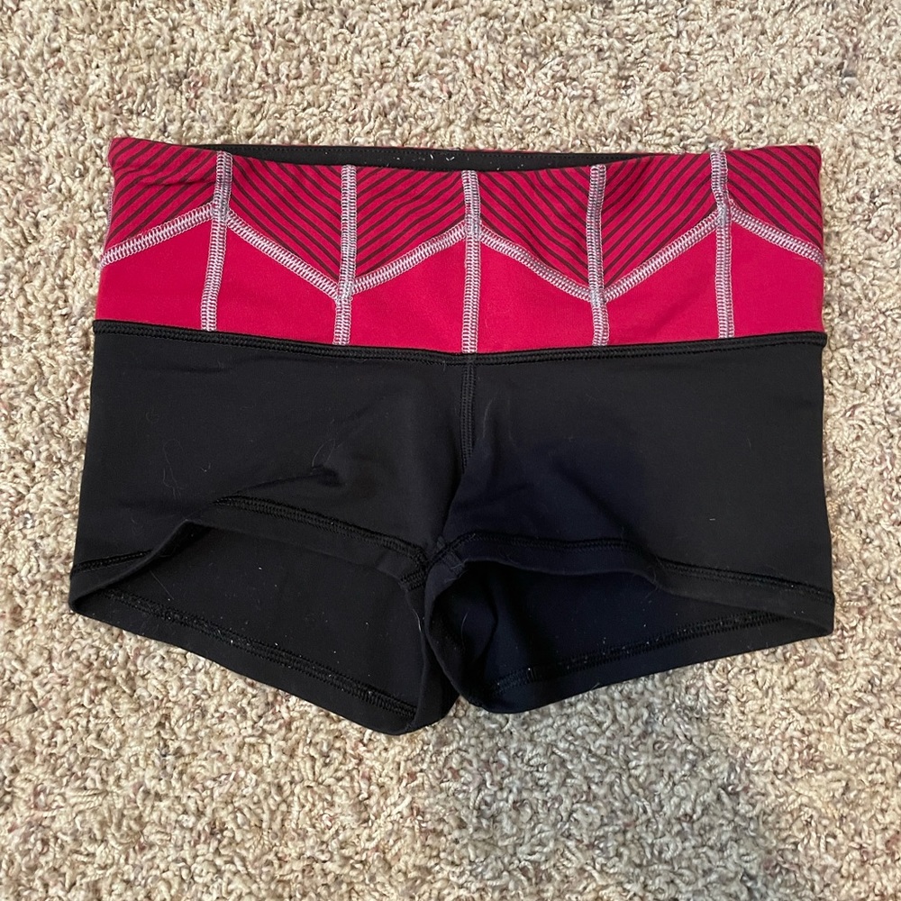Lululemon yoga shorts